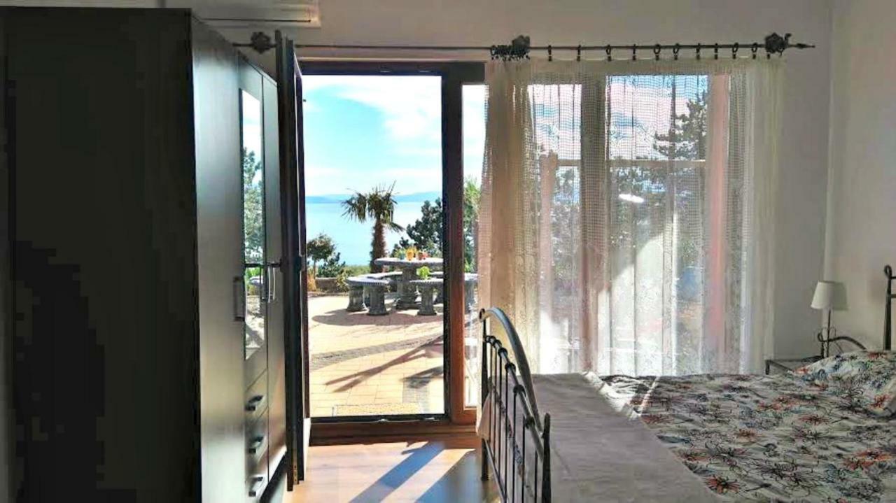 Apartment Anika Kostrena Bagian luar foto